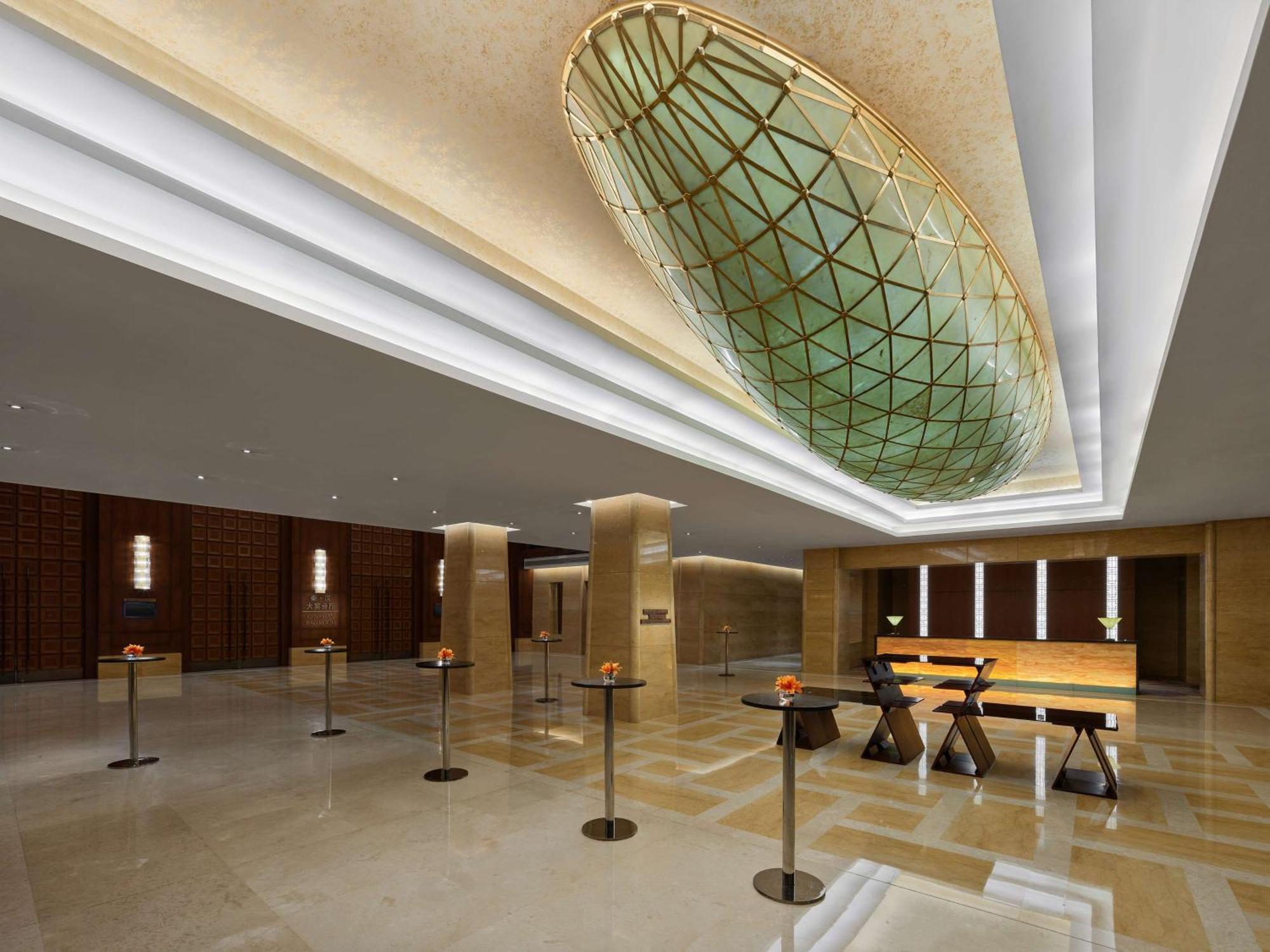 Готель Hilton Beijing Capital Airport Shunyi Екстер'єр фото
